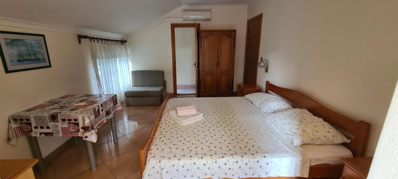 Apartments By The Sea Orebic, Peljesac - 16648 المظهر الخارجي الصورة